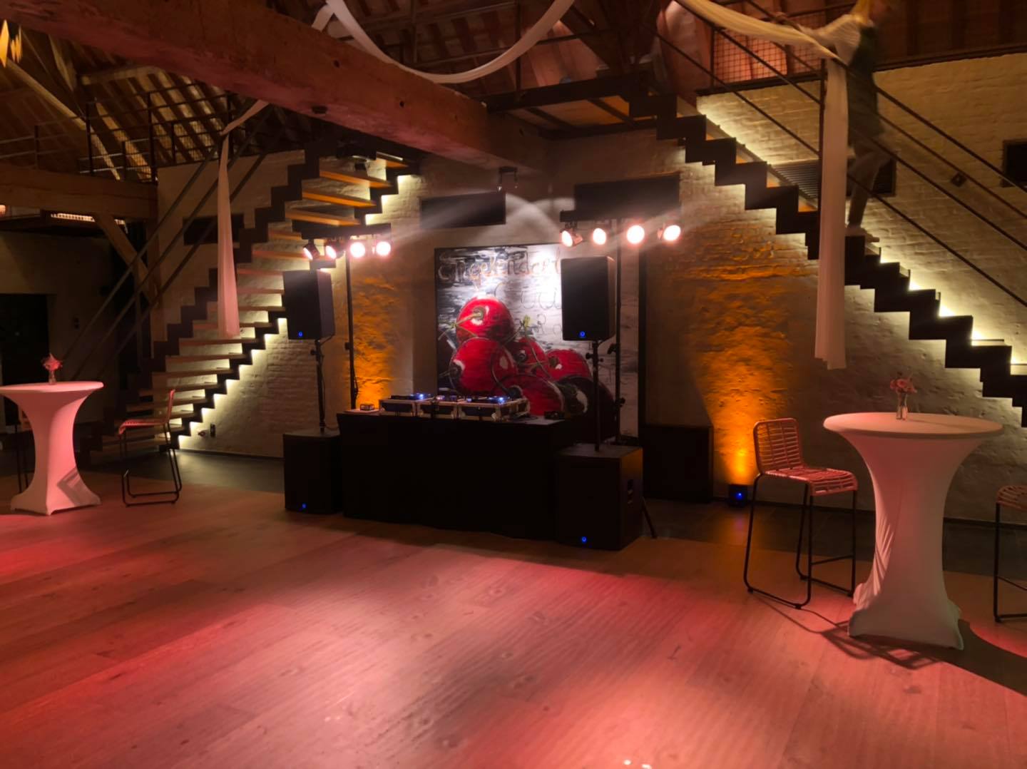 Verhuurders van geluidsinstallaties Assenede | Discobar Deluxe