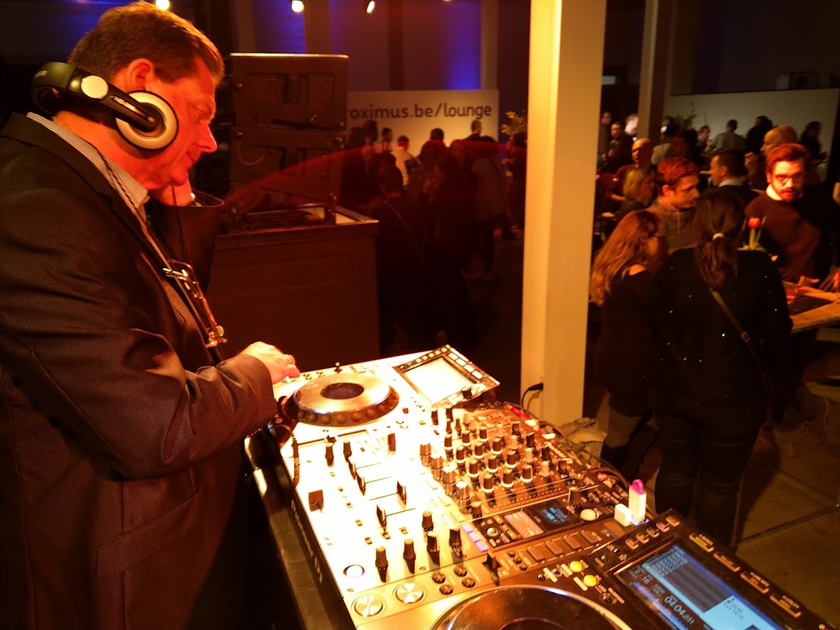 Verhuurders van geluidsinstallaties Viersel | DJ EDDY